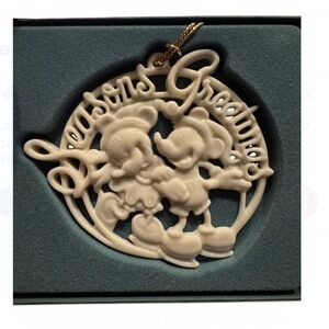Lenox vintage 90s Mickey and Minne seasons Greeting Ornament - retired design
